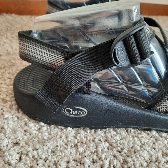 Chaco Z1 Adjustable Wide Strap Classic Sandals Split Gray Vibram Hiking Sandals - Picture 4 of 16